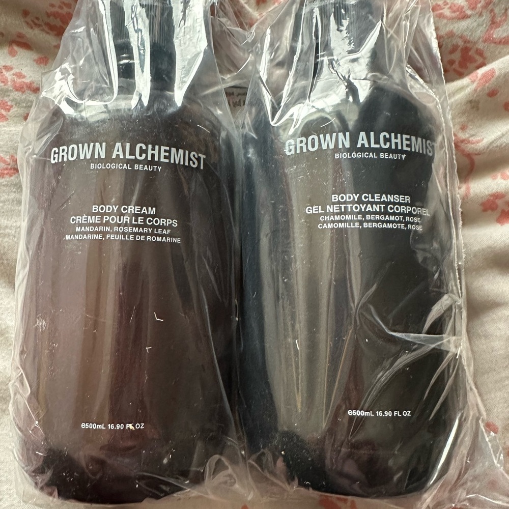 Grown Alchemist Body wash and Cream Set